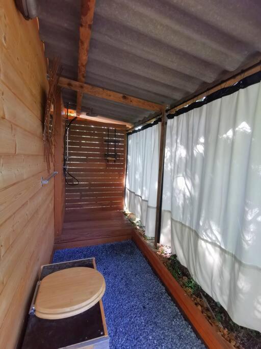 Cabanon Dans Un Ecrin De Verdure カリアン エクステリア 写真